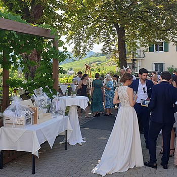Hochzeit Innenhof Gut Pössnitzberg
